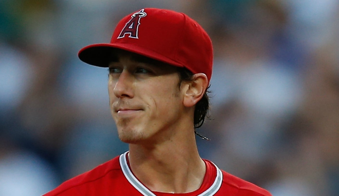Tim Lincecum has a guaranteed contract offer from a team that isn