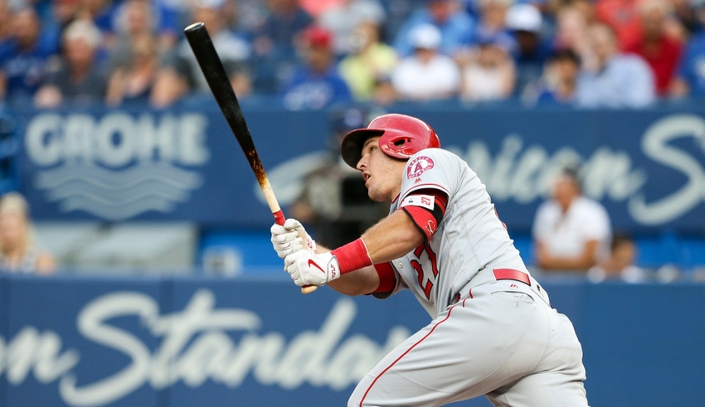 Mike Trout involved in car crash after Los Angeles Angels game