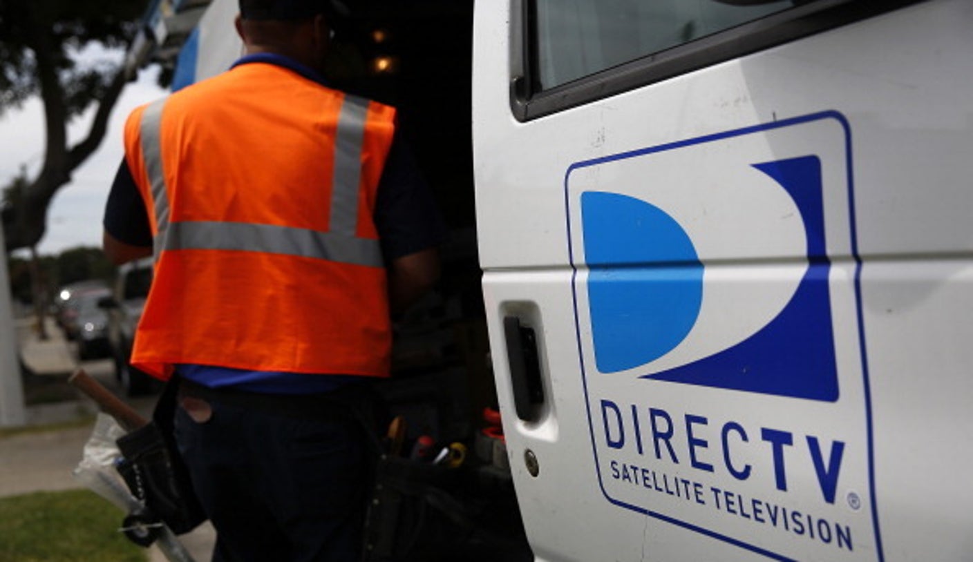 NFL's exclusive deal with DirecTV is illegal monopoly, lawsuit claims