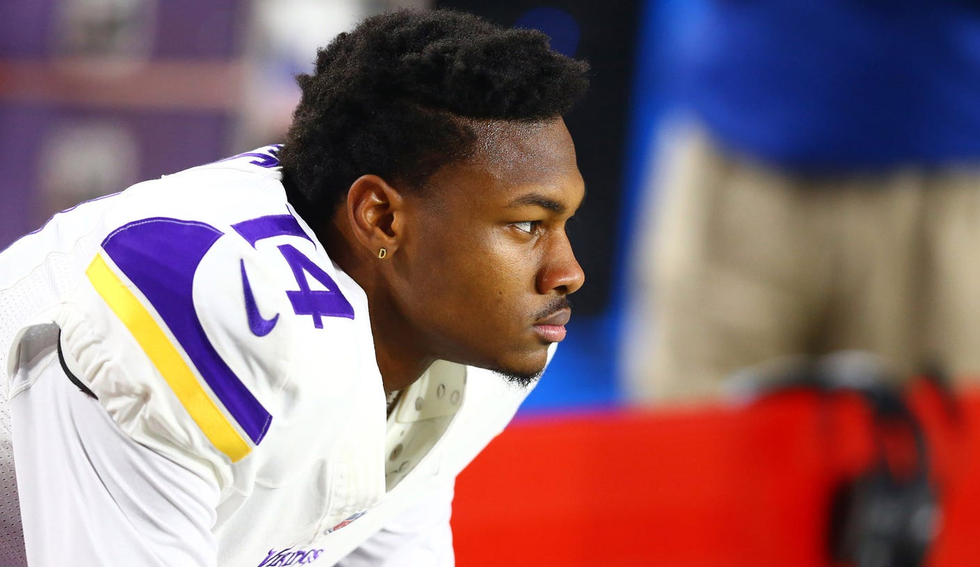 Stefon Diggs stats: Vikings WR finally gets first catch after visible  frustration - DraftKings Network