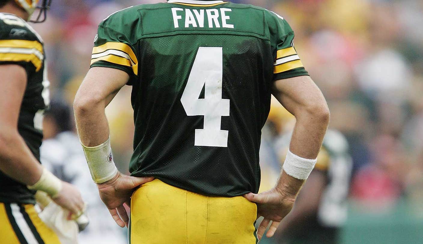 Brett Favre's number to be retired by Packers on Thanksgiving