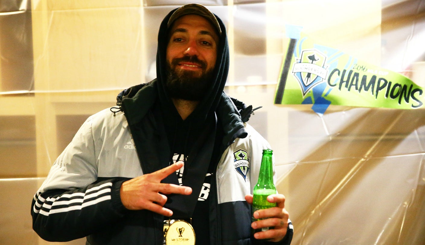 Clint Dempsey has no chill, sends NSFW message to the Portland Timbers
