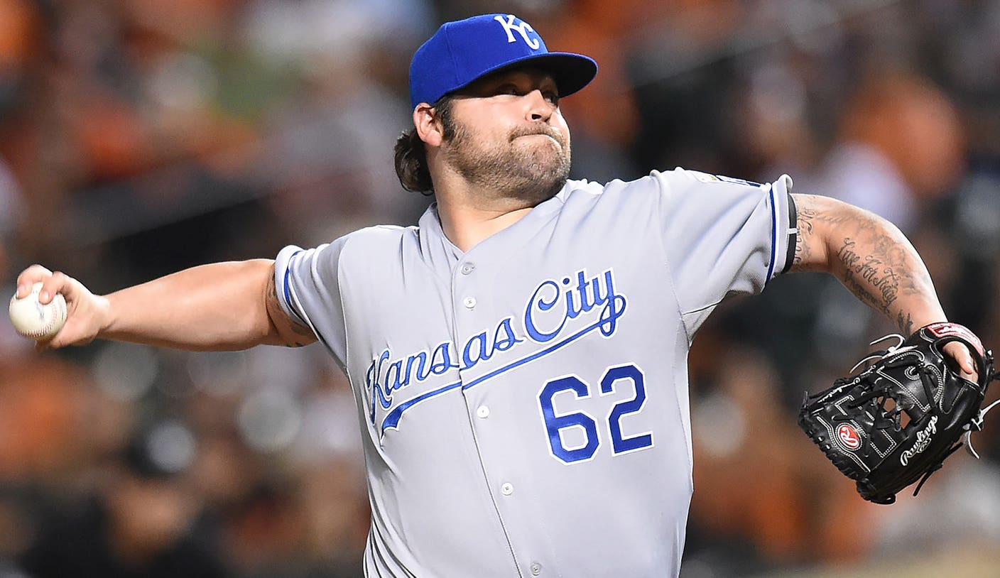 Indians sign free-agent reliever Joba Chamberlain