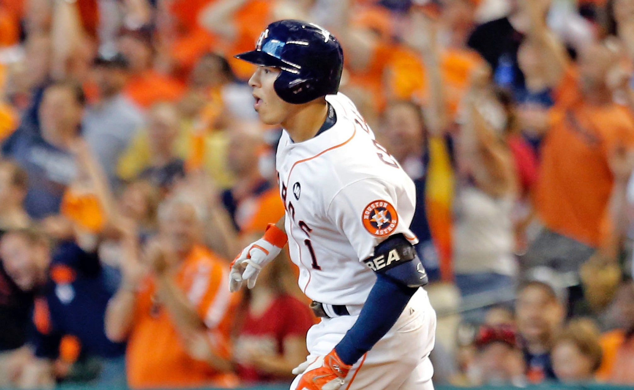 Carlos Correa'S Journey: Back In Houston For A Big Series! - cbd9ig6