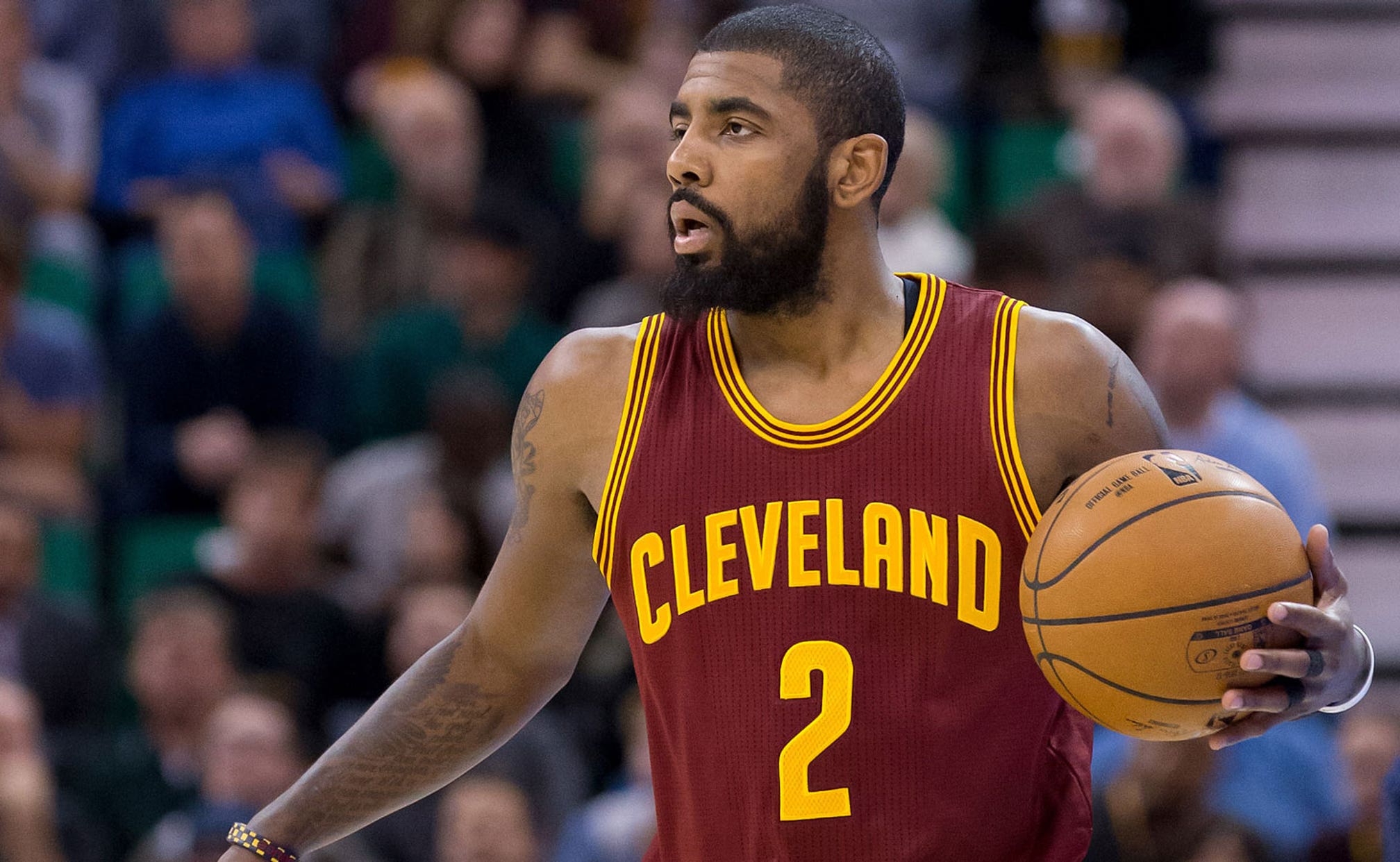 Kyrie Irving shows off ridiculous dribbling showcase in victory over