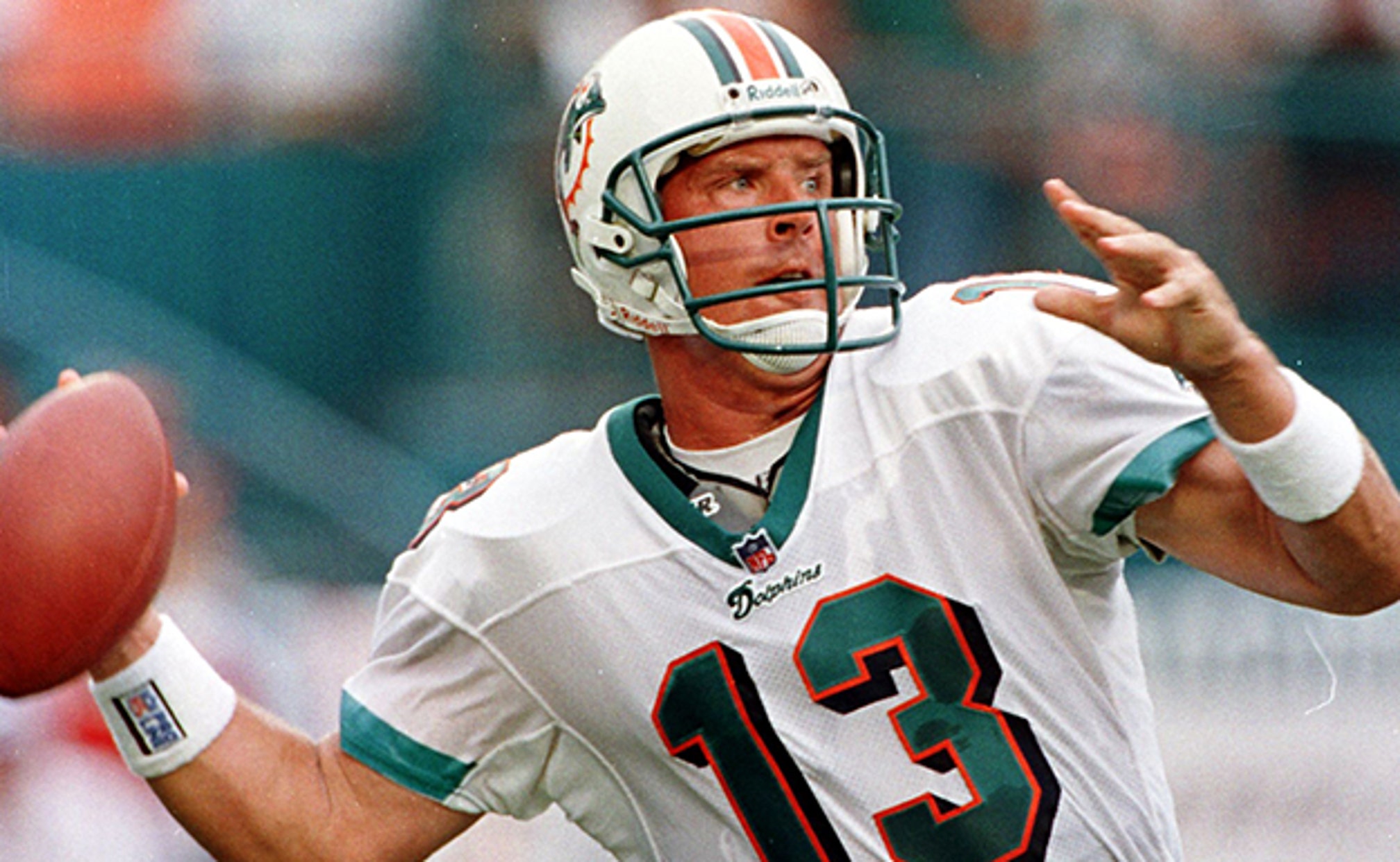 NFL legend Dan Marino to be Pitt's honorary captain for Notre Dame game