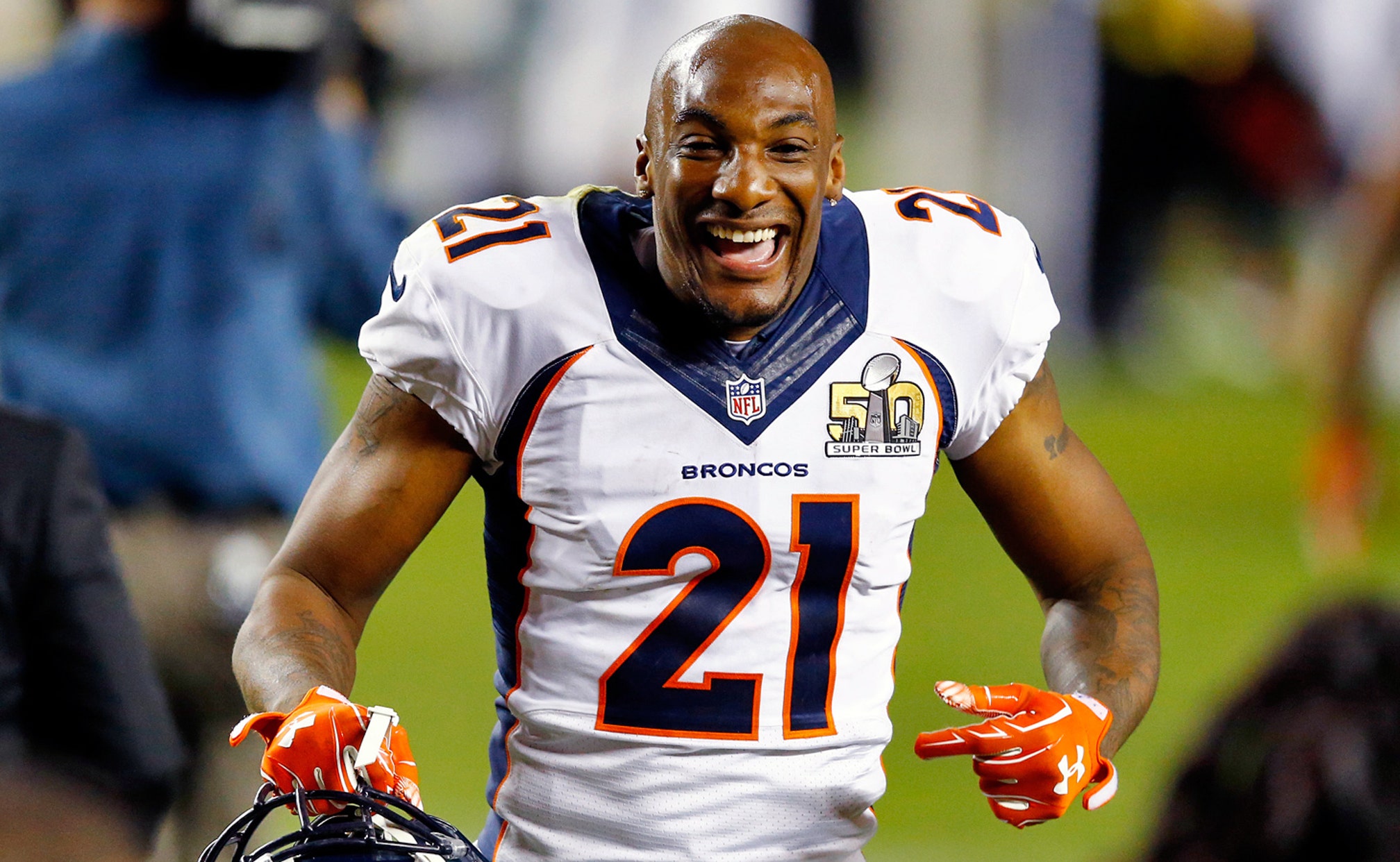 Former new england patriots pro bowl cornerback aqib talib is reportedly set to join amazon's broadcast crew for thursday night football . Broncos star Aqib Talib had a lot of Patriots players at his wedding