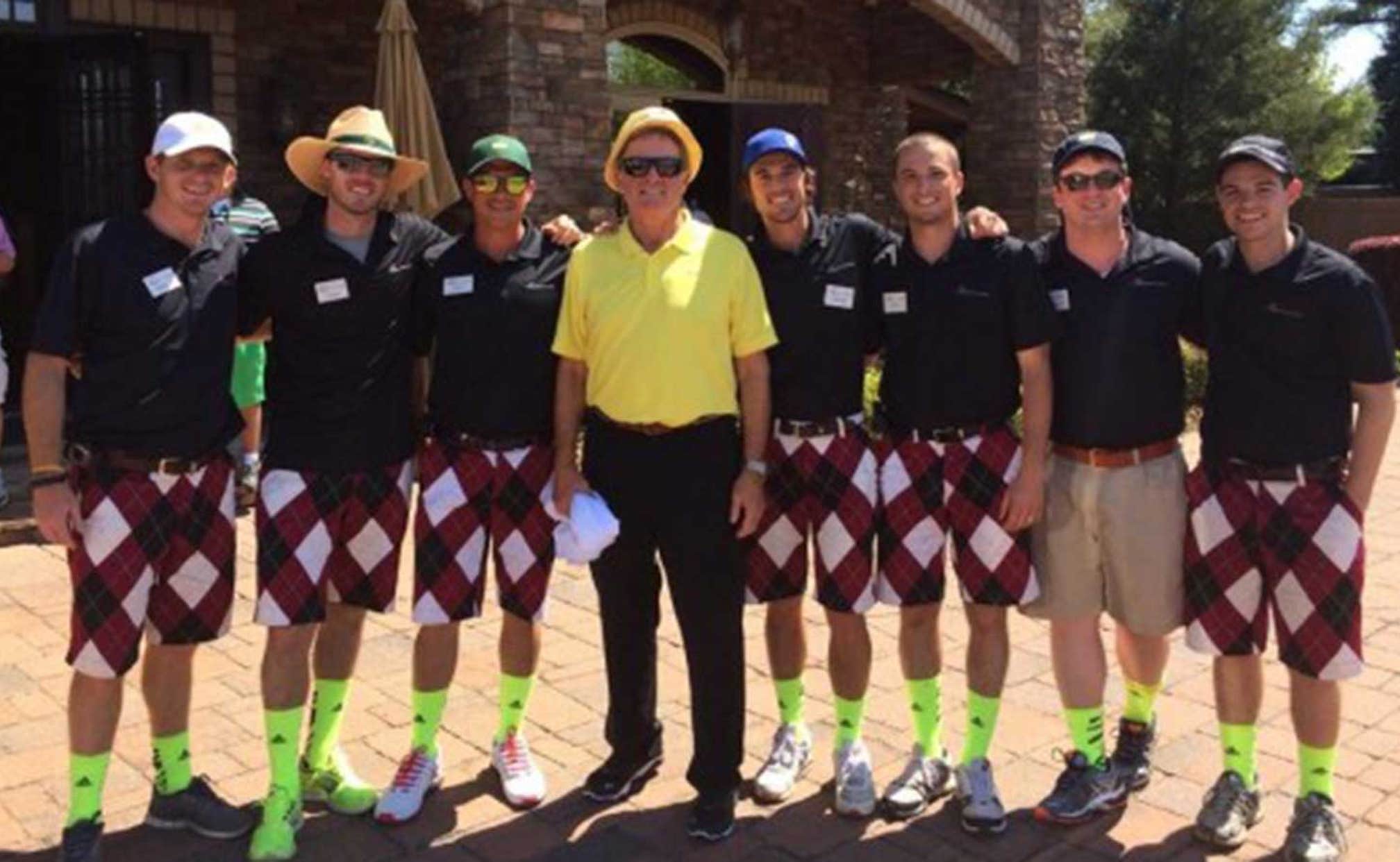 Steve Spurrier Dons Yellow Hat At Masters Gorton S Fisherman Style Fox Sports