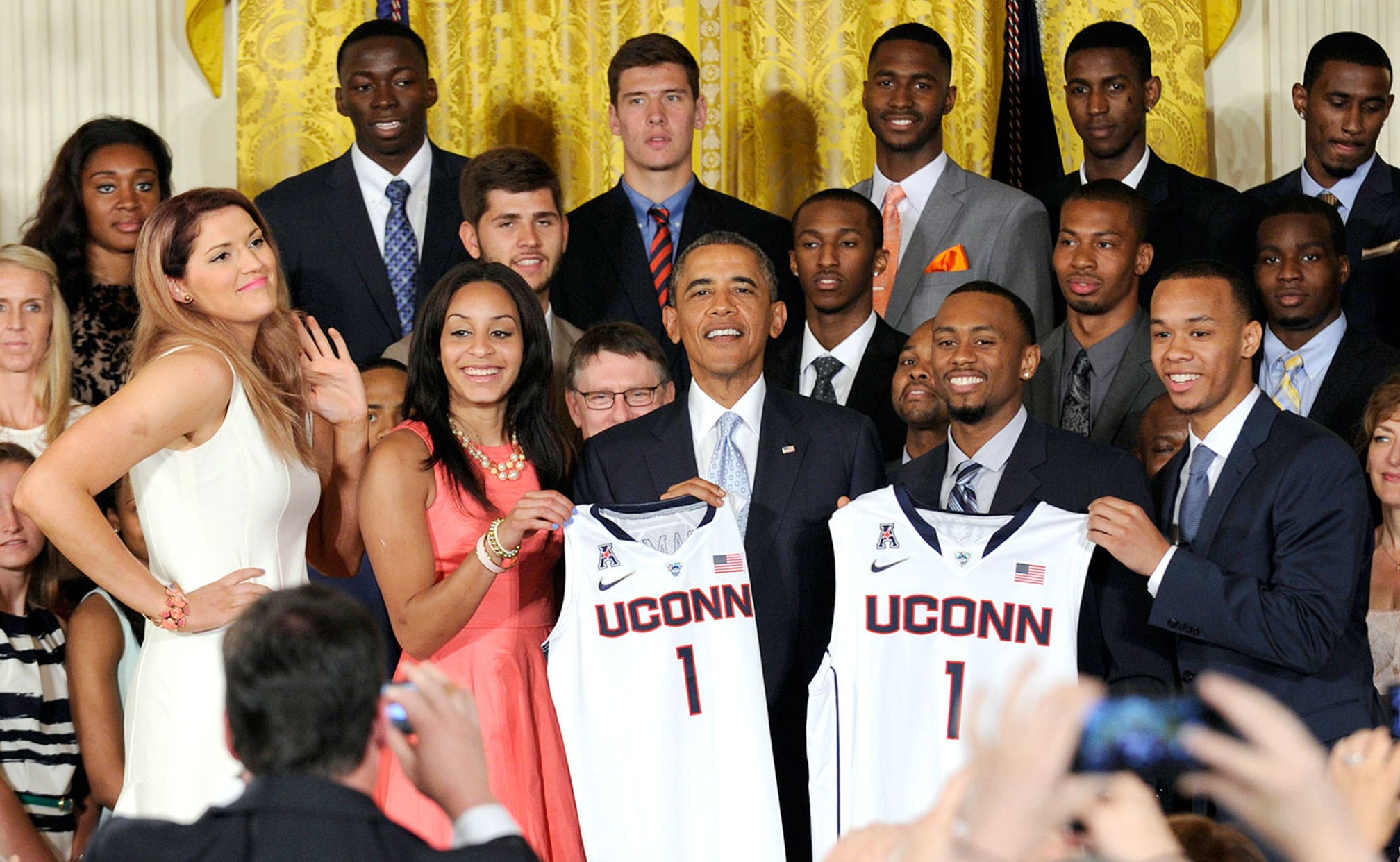 President Obama celebrates UConn's championship basketball teams FOX