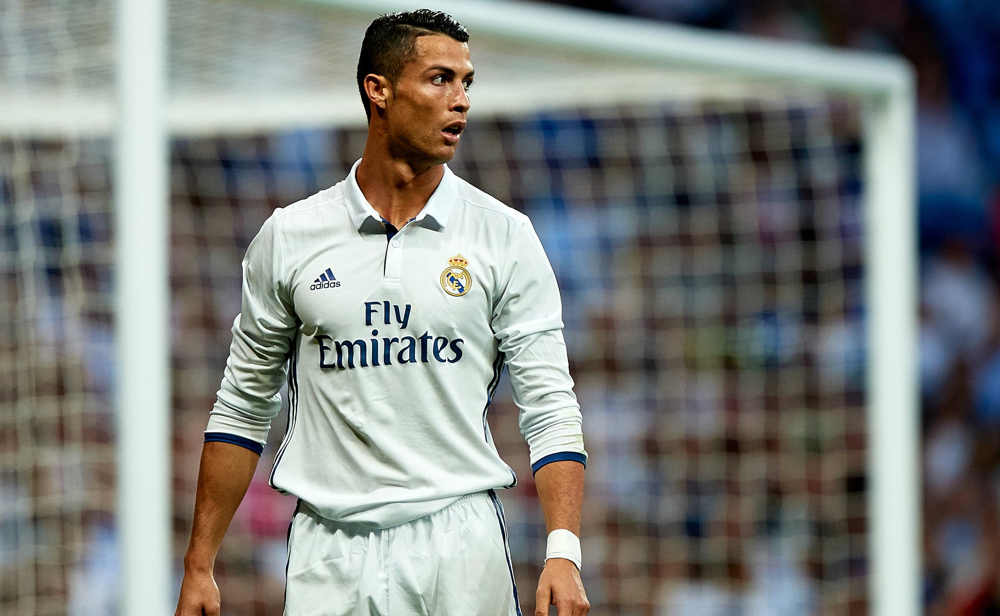Cristiano Ronaldo finds perfect cure to bad week, buys ...