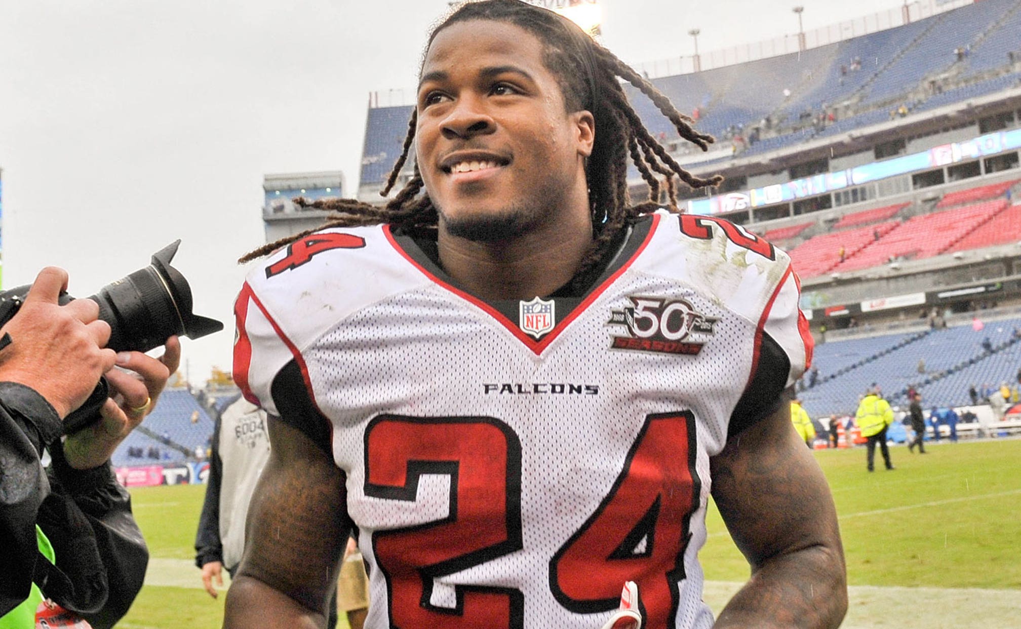 Devonta Freeman's plan for his bye week? A little homework FOX Sports