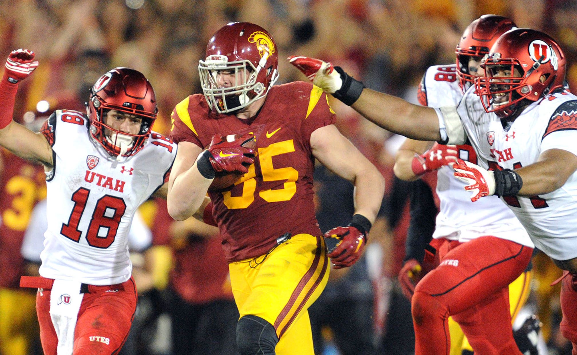 Cameron Smith Wins Pac 12 Defensive Player Of The Week After Utah Win Fox Sports