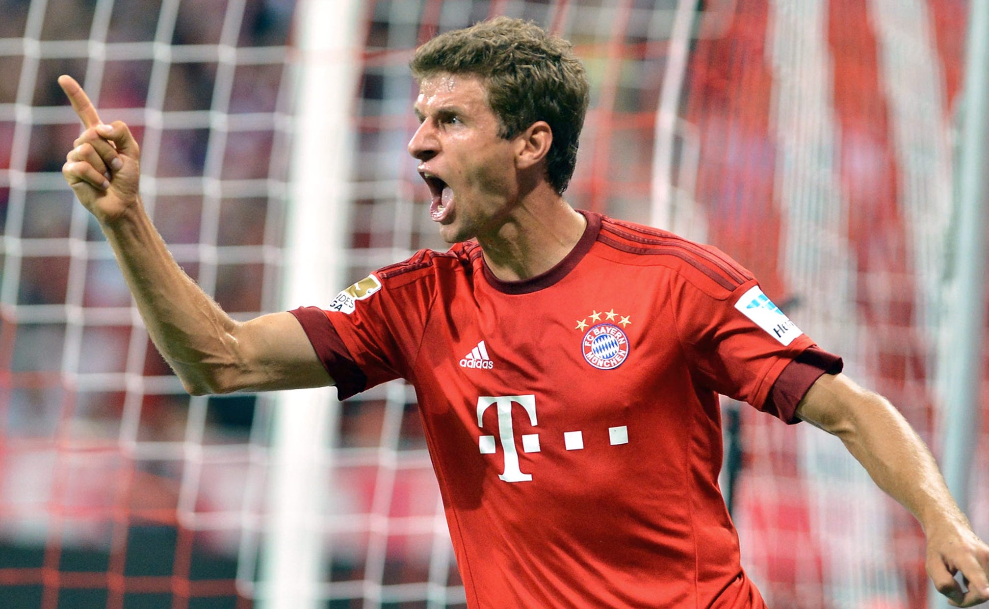 Report Man United Make New Big Money Bid For Bayern S Muller Fox Sports