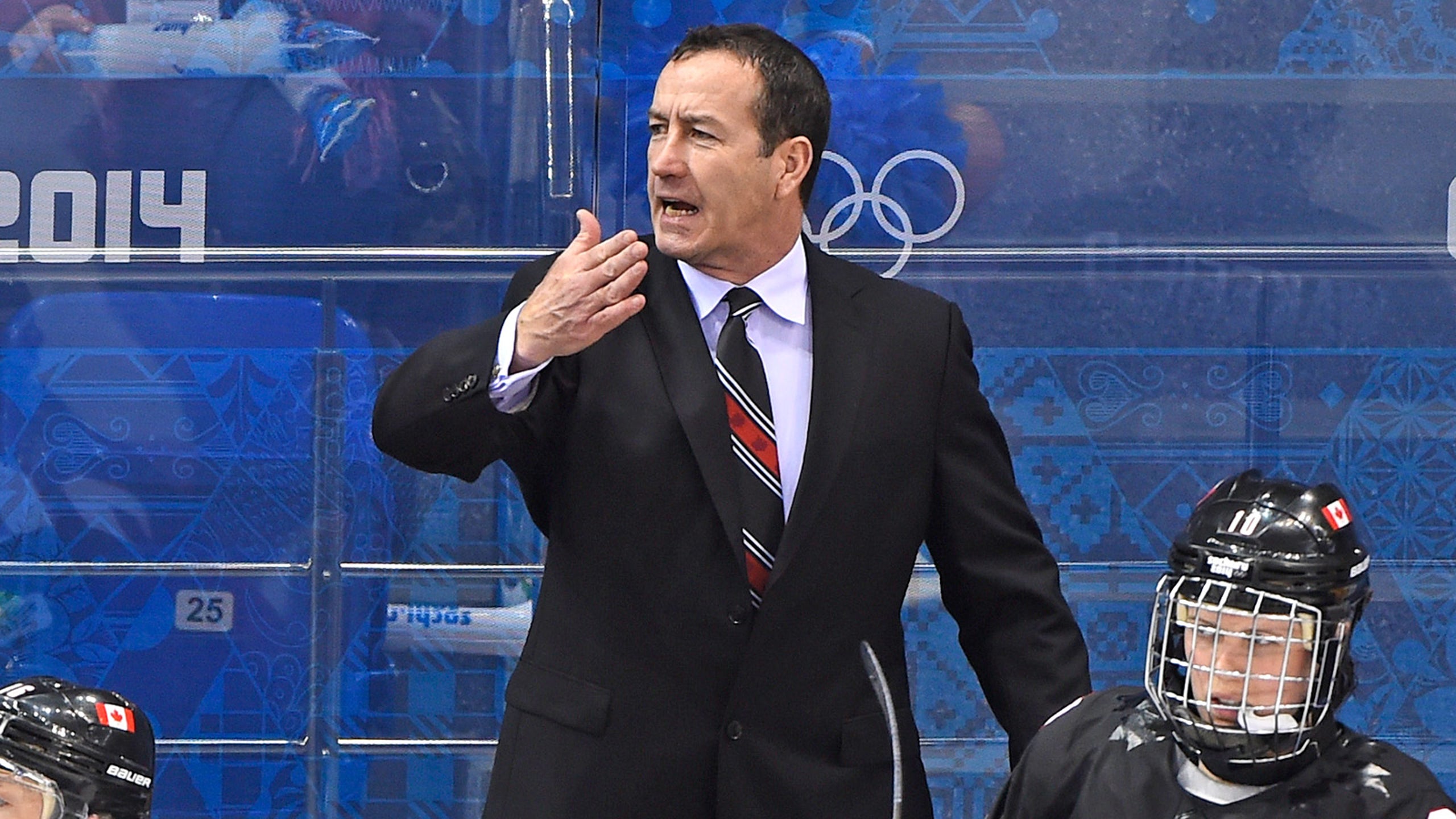 Kevin Dineen joins Blackhawks' coaching staff, reunites with Q FOX Sports