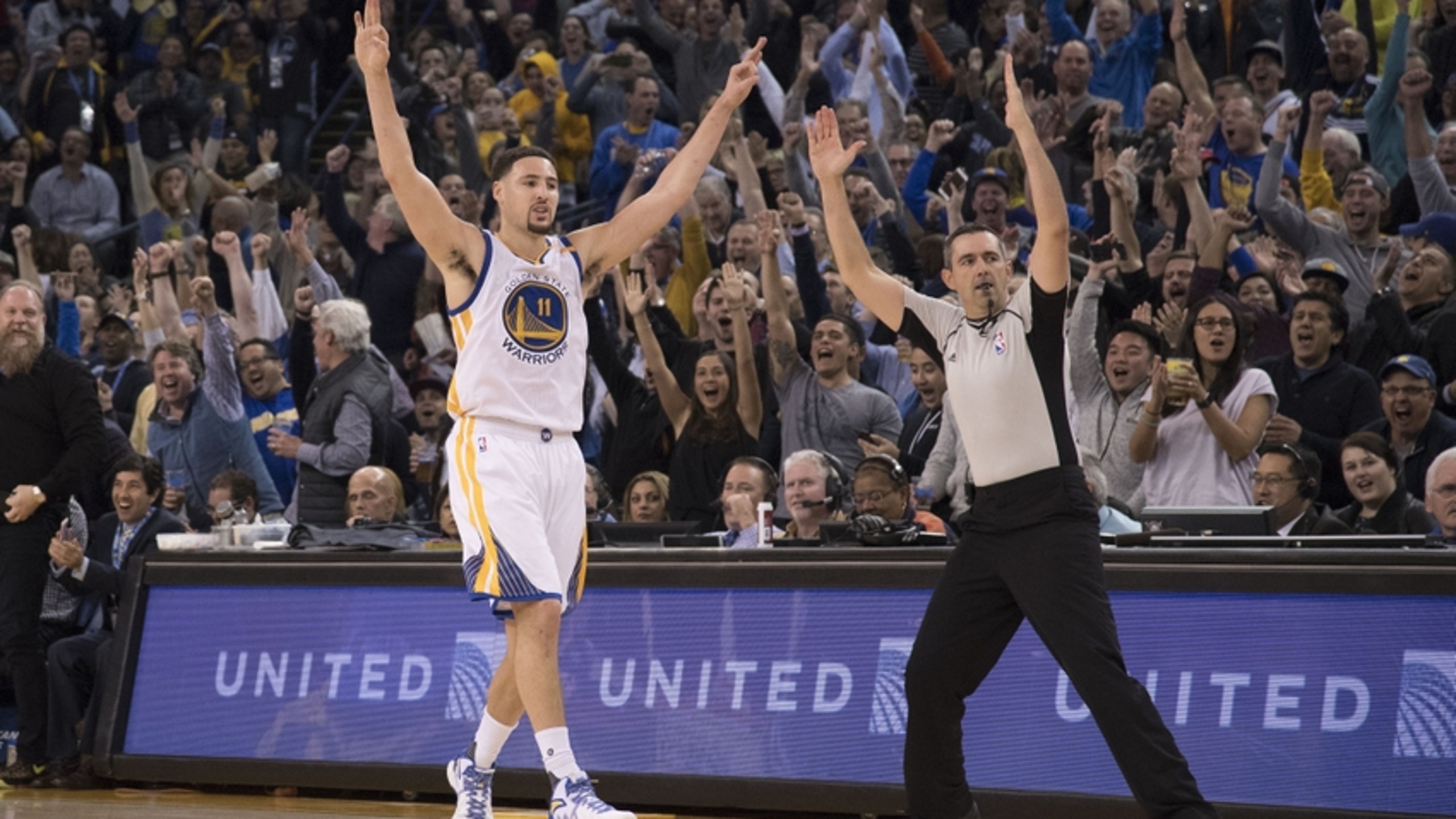 Klay Thompson scores careerhigh 60 points in 29 minutes