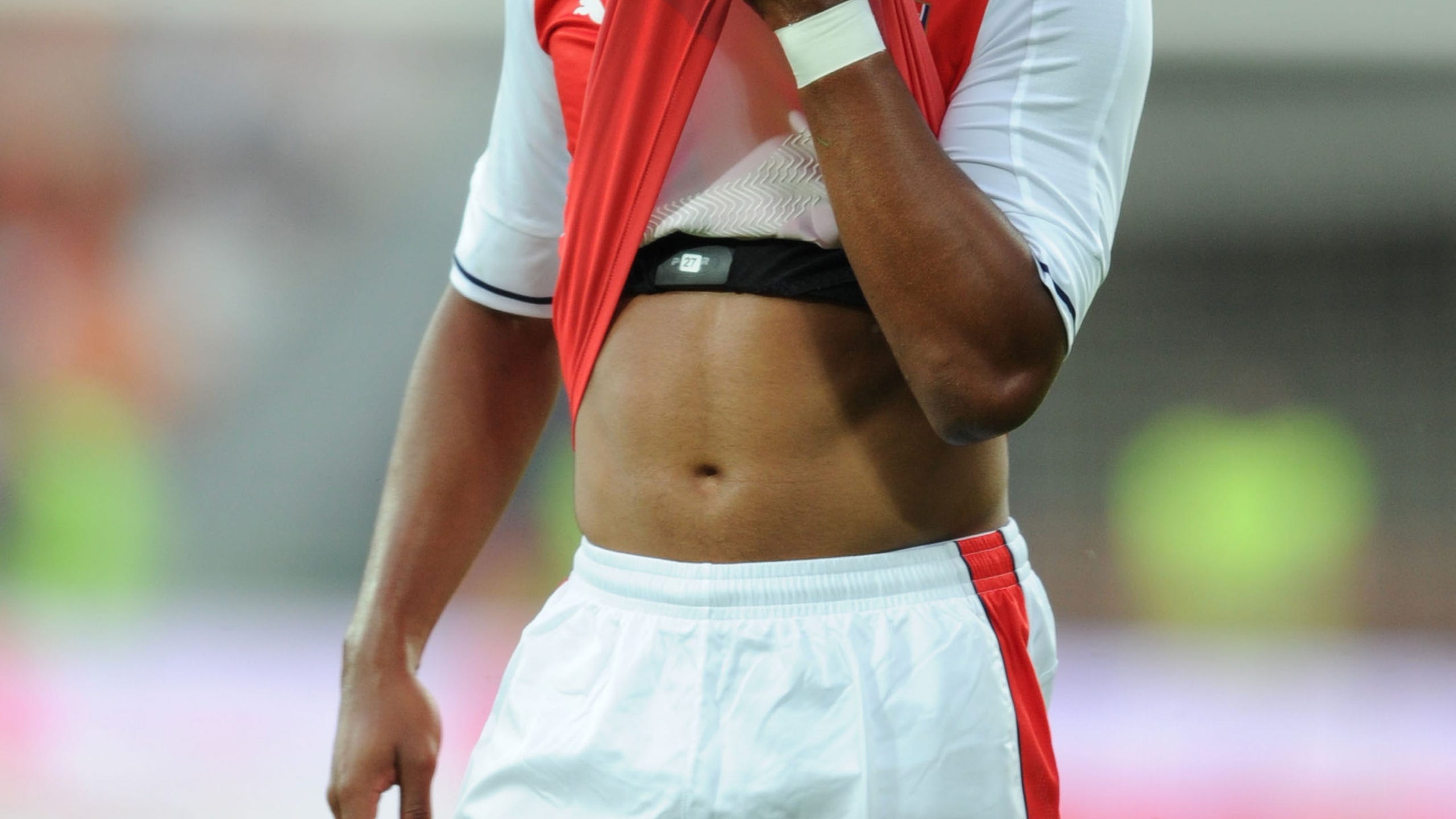 Arsenal Werder Bremen Rubbing Salt In Serge Gnabry Wound Fox Sports