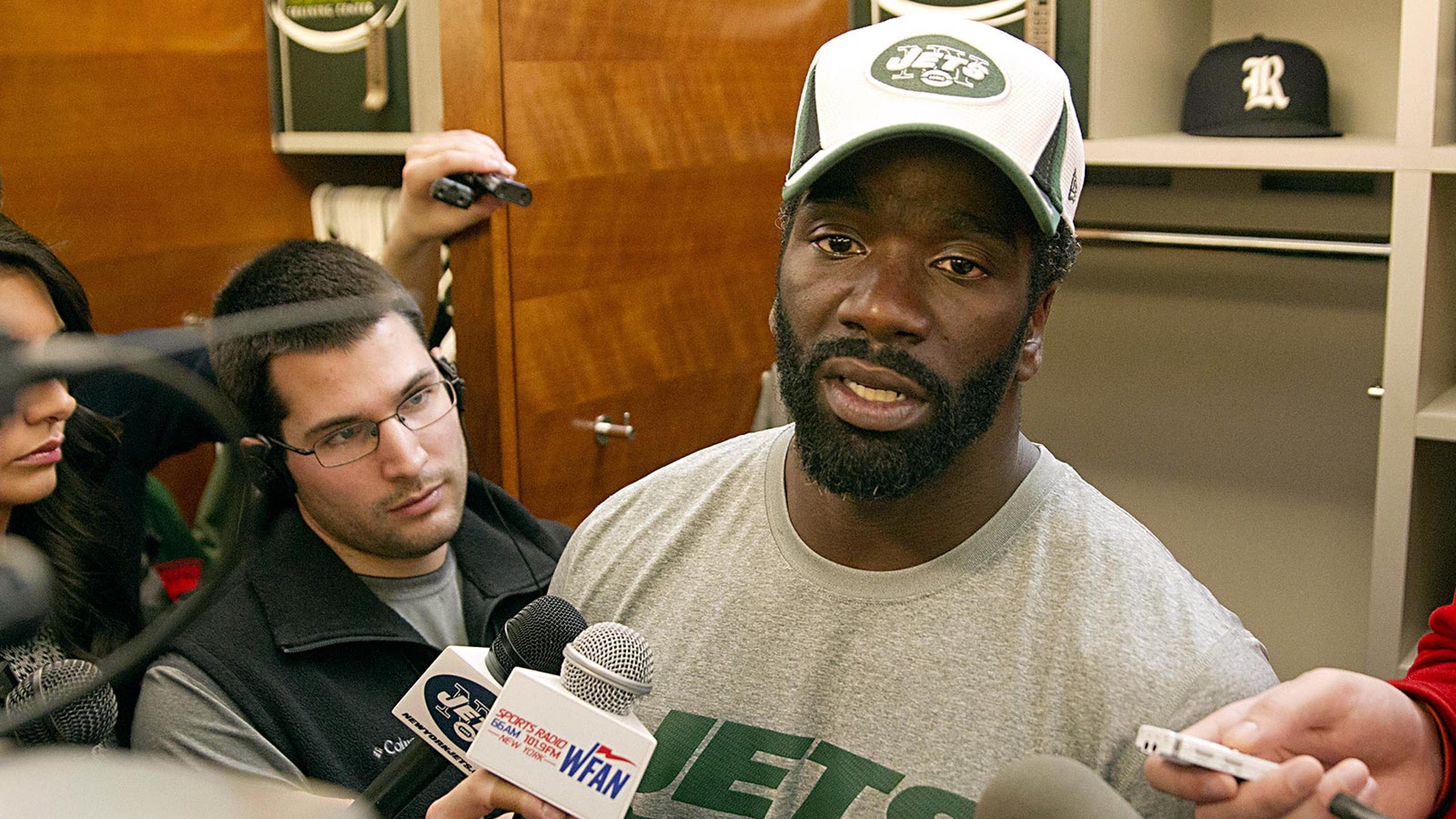 Ed Reed and the Texans take turns kicking each other | FOX Sports