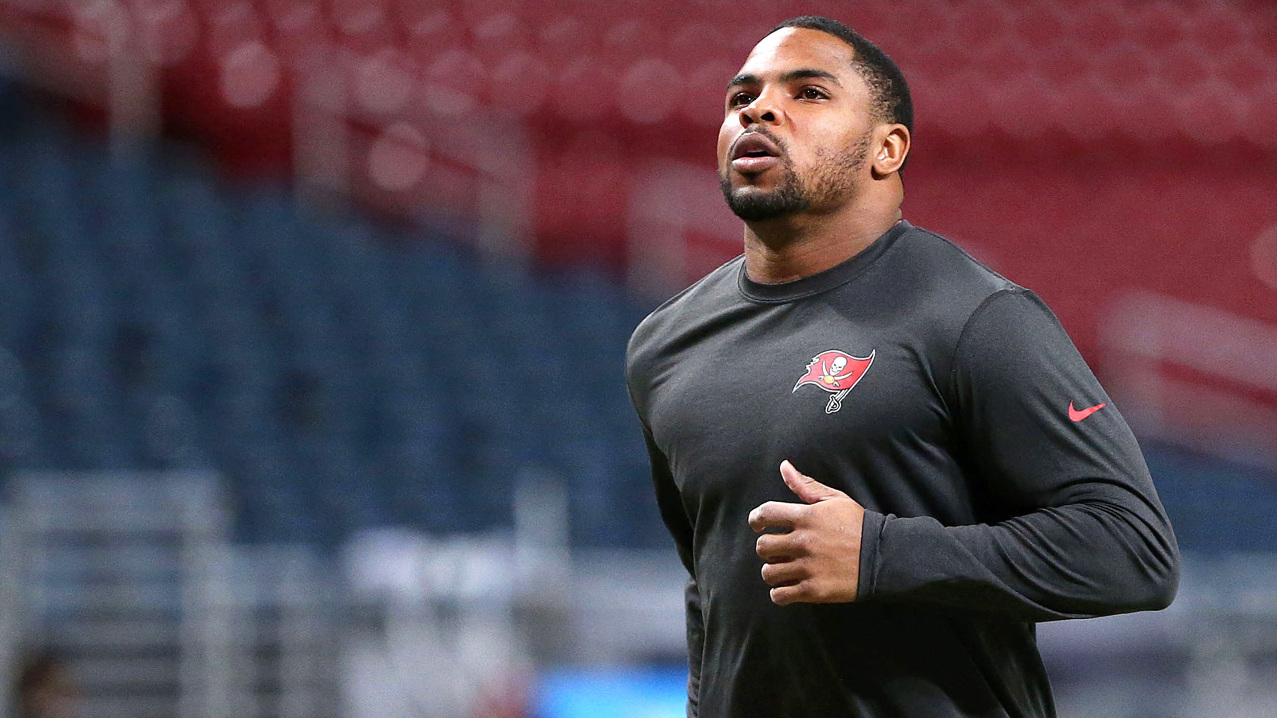 Doug Martin one of two RBs who have hit the century mark vs. Panthers