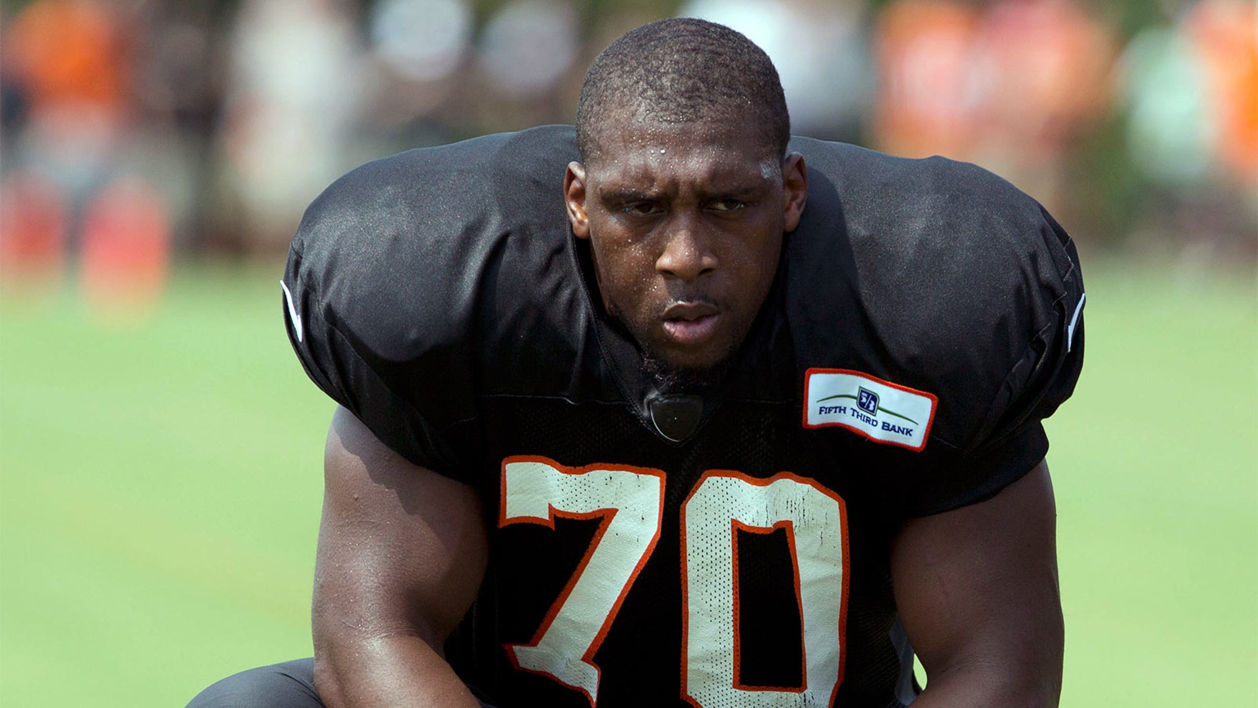 Trooper who arrested Bengals DE Sam Montgomery fired FOX Sports
