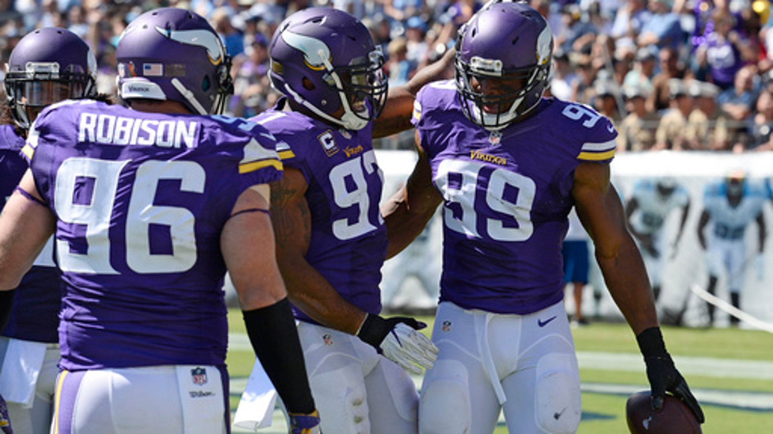 Vikings score 2 TDs off turnovers in beating Titans 2516 FOX Sports