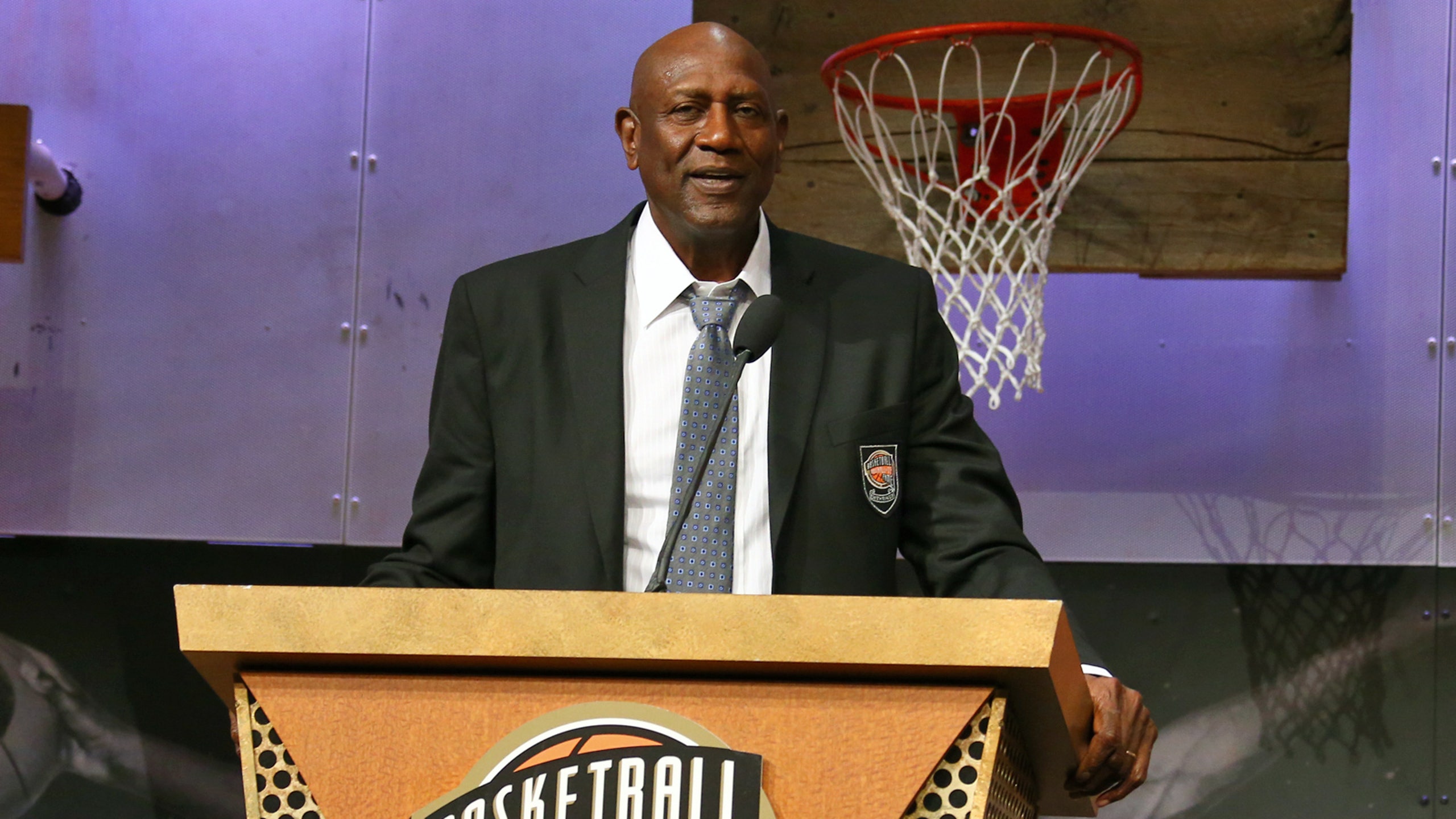 spencer haywood nike