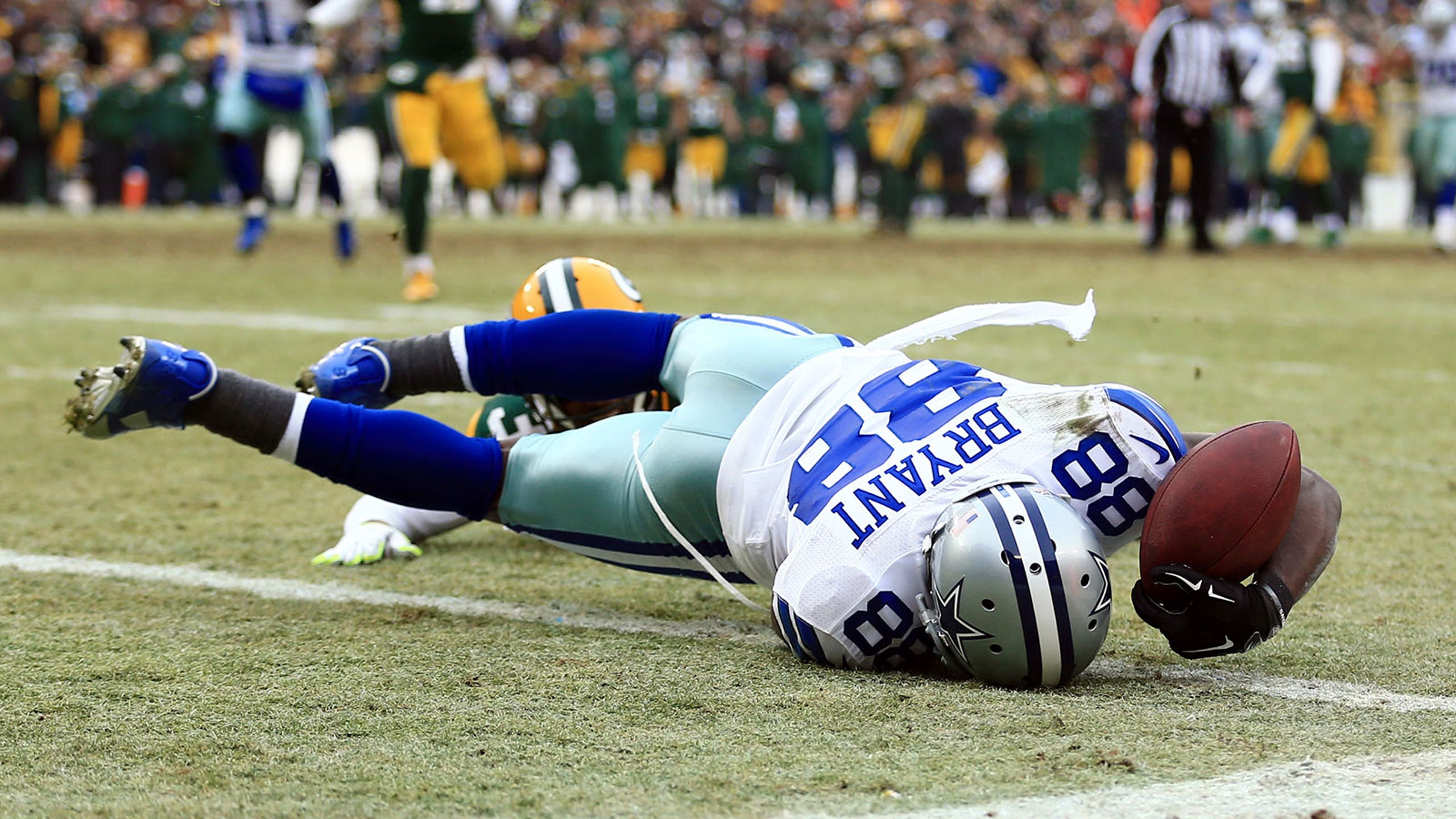 Dez Bryant's crazy, controversial no-catch happened one year ago today | FOX Sports