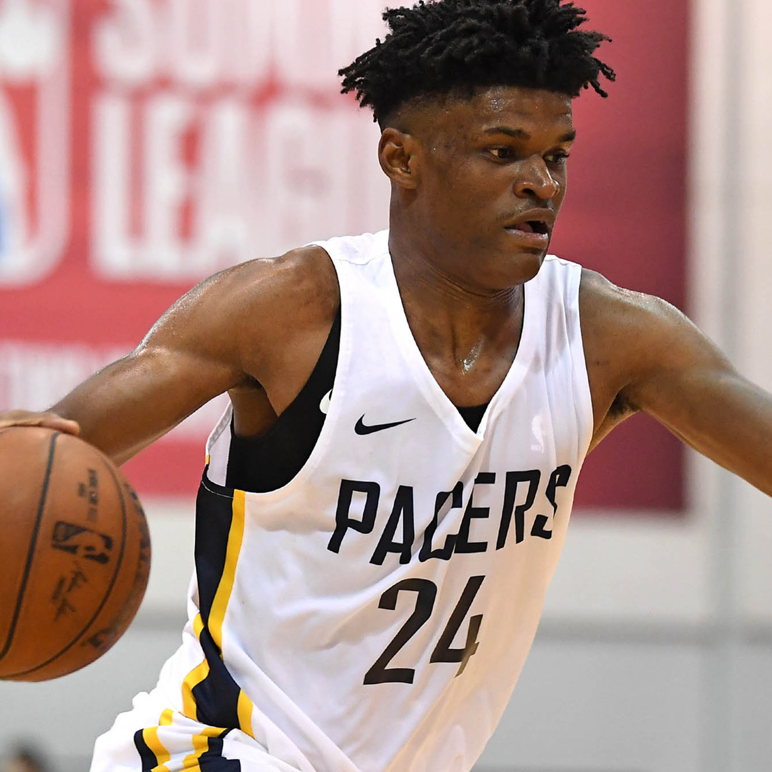 alize johnson jersey