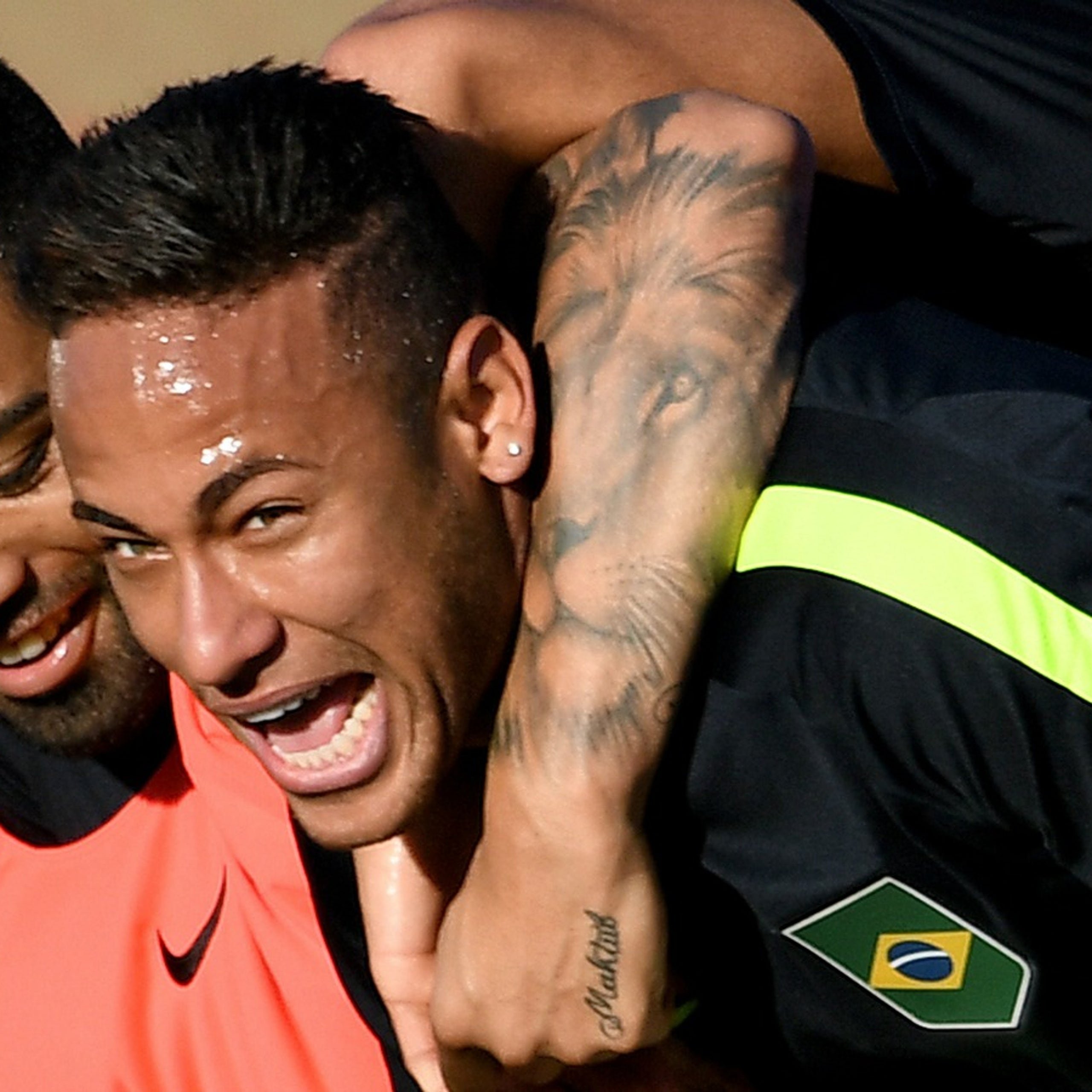 Brazil Teammates Neymar And Gabriel Jesus Reveal Matching Tattoos Fox Sports
