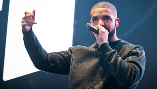 Next Story Image: Drake plays critical role in Raptors game, forces Bull into turnover