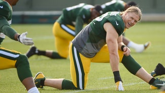 Next Story Image: Thumbs up: Matthews sees no limitations coming off injury