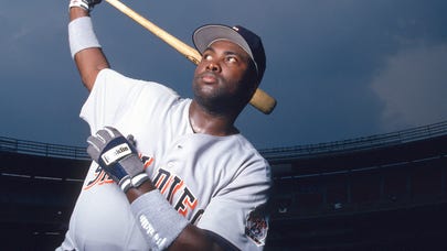 Tony Gwynn's family sues tobacco industry over his death