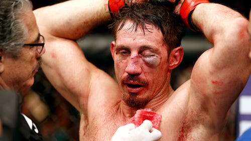 UFC Trending Image: Stoolgate: Tim Kennedy irate about controversial loss to Yoel Romero