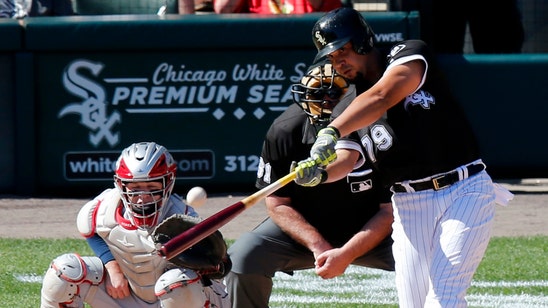 Jose Abreu promises home run for 11-year-old boy with cancer and delivers