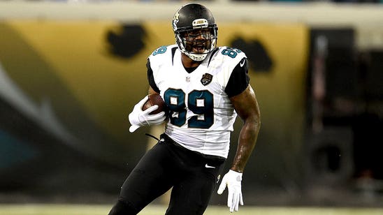 TE Lewis hoping to be back with Jaguars