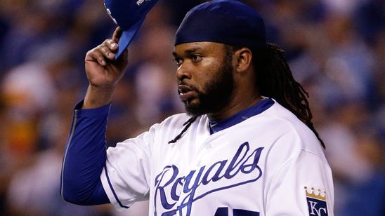 Cueto signs six-year deal with Giants