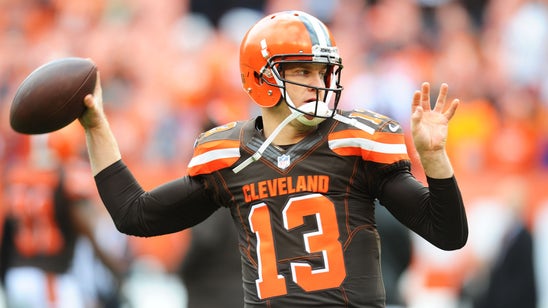 Josh McCown won't just hand over the starting job to RG3
