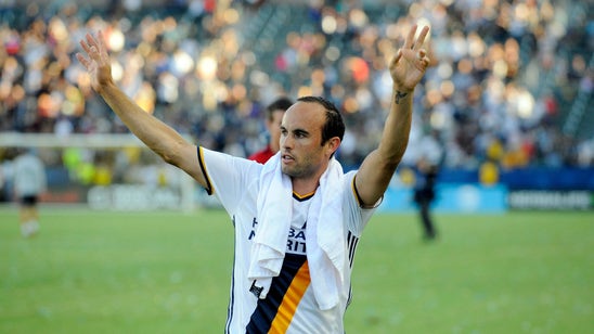 Landon Donovan makes his MLS comeback in Galaxy win