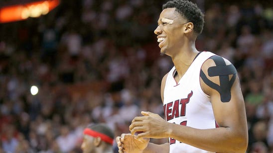 Heat rally from 21 down in third to blow out reeling Rockets