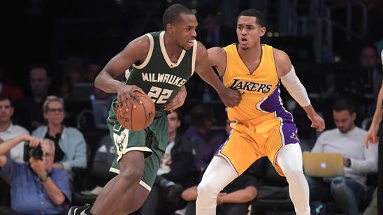 Bucks-Lakers Twi-lights: Middleton displays smooth moves in L.A.