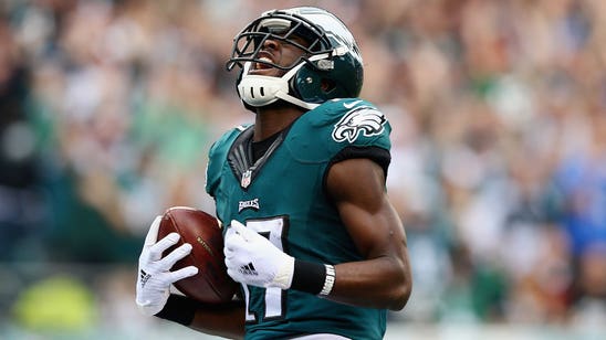 Sam Bradford goes deep to Nelson Agholor