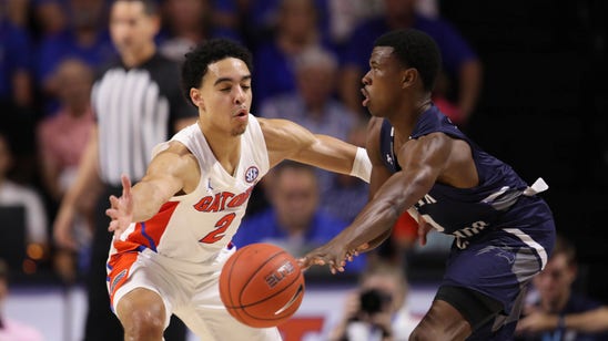 Blackshear gets double-double, No. 6 Florida beats UNF 74-59