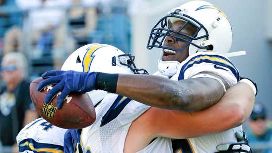 Rivers-to-Gates, plus some luck, helps Bolts end skid