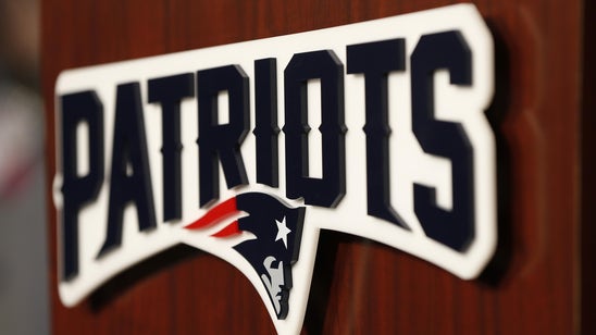 Patriots re-sign Ishmaa'ily Kitchen, waive Troy Hill