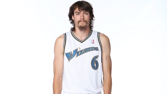 Ew! Former teammate says Adam Morrison never showered