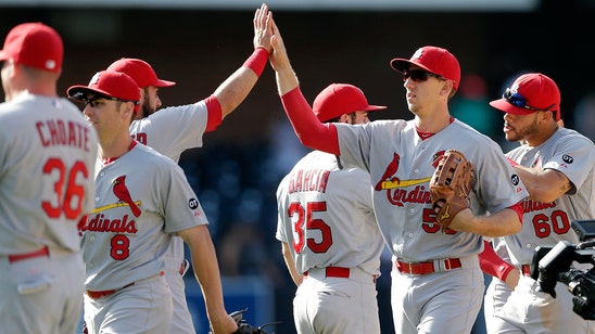 Piscotty goes yard twice in Cardinals' 10-3 win over Padres