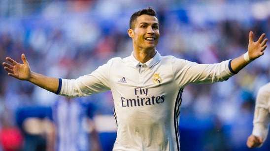 Cristiano Ronaldo meets with fan who woke from coma after hearing goal call