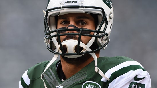 Jets place WR Eric Decker on IR with season-ending shoulder injury