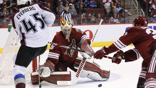 Coyotes sign Domingue to 1-year deal
