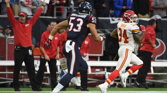 NFL Latest: Chiefs right guard Duvernay-Tardif out