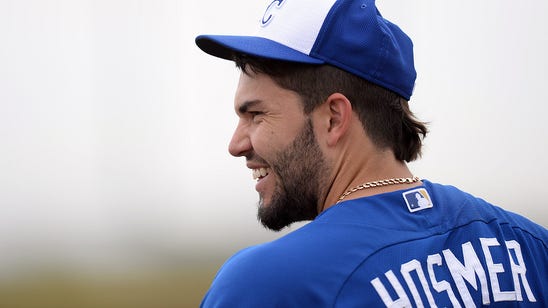 PHOTO: Royals 1B Eric Hosmer rocks 'Free Brady' shirt